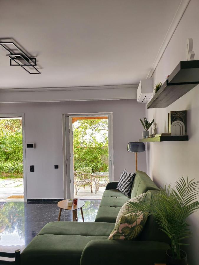 Modern Garden View Apt In Voula, Athens - Luxe Exterior photo